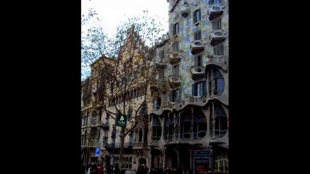 Antoni Gaudí смотреть онлайн
