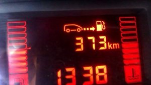 Расход бензина Рено-Сандеро (1.6, 8v)