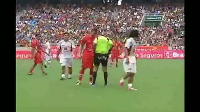 Футбольная месть судье / www.kengarags.ru смотреть онлайн