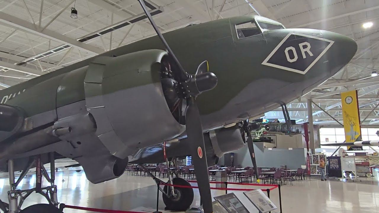 Музей авиации в Онтарио смотреть онлайн