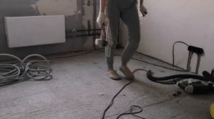 Проводка электрики по полу!