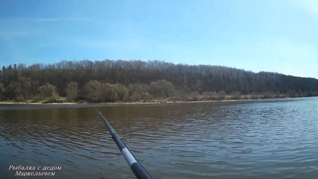 Ловля ВЕСЕННЕЙ ПЛОТВЫ на ОКЕ. Рыбалка на БОКОВОЙ КИВОК в бесклёвье. смотреть онлайн