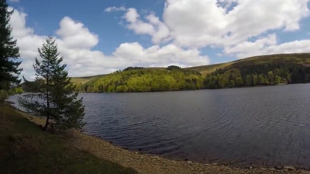Bike ride around Derwent Reservoir, Peak District, UK смотреть онлайн