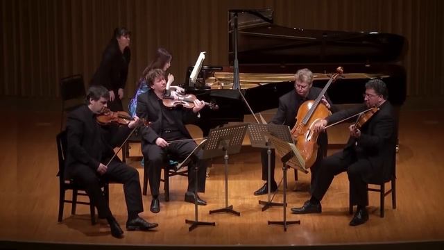 シューマン：ピアノ五重奏曲　第2楽章　米山朋子&ウィハン弦楽四重奏団 смотреть онлайн