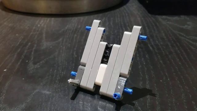 Lego GBC EV3 mini tri-sweeper instructions (27) смотреть онлайн