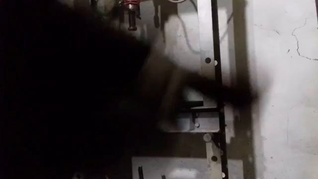 2 часть 23 серии мтз из металлолома. Ремонт навески. смотреть онлайн