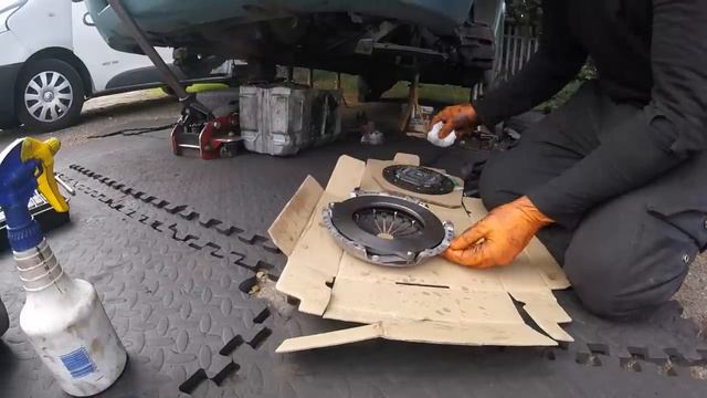 2005 Citroen Berlingo Multispace 1.6L Petrol Clutch Replacement смотреть онлайн