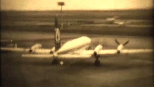 Summer 1978, Ruzyne airport, Prague смотреть онлайн