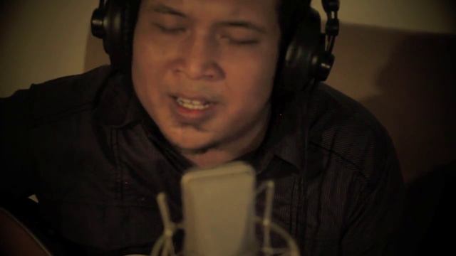 Fields of gold Cover Version by (Emil & The Barrel) смотреть онлайн
