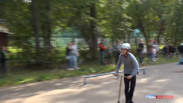 КРАСНО СКУТЕР ЧЕМП 2020 смотреть онлайн