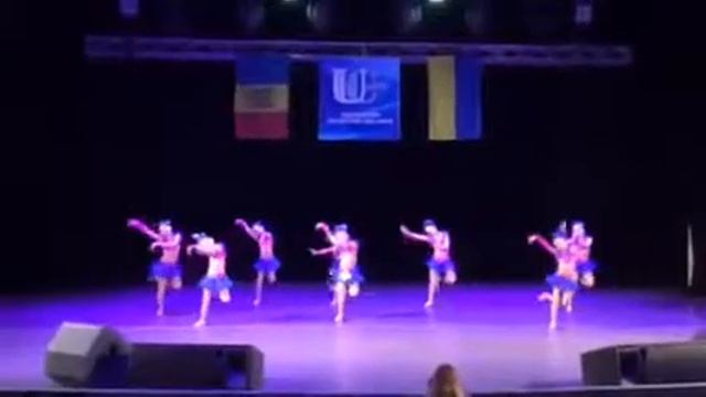 Детский кол в современного танца Эдванс (Advance) - Cooties смотреть онлайн