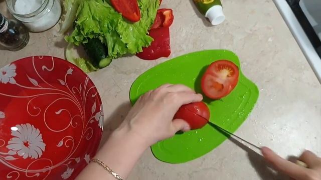 Яичная диета. День 2. Куриные фрикадельки, яичный паштет, салат из овощей. смотреть онлайн