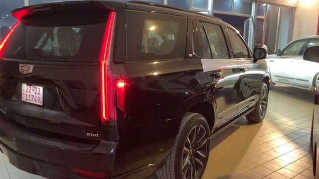 2021 Toyota Land Cruiser GXR n 2022 Cadillac Escalade Has Arrived смотреть онлайн