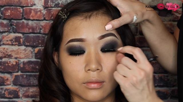 Black smoky eyes для азиатских глаз / смоки айз / asian makeup - ВЫПУСК 120 смотреть онлайн