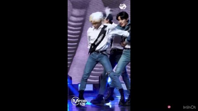 Hyunlix Dance Part In Thunderous Compilation