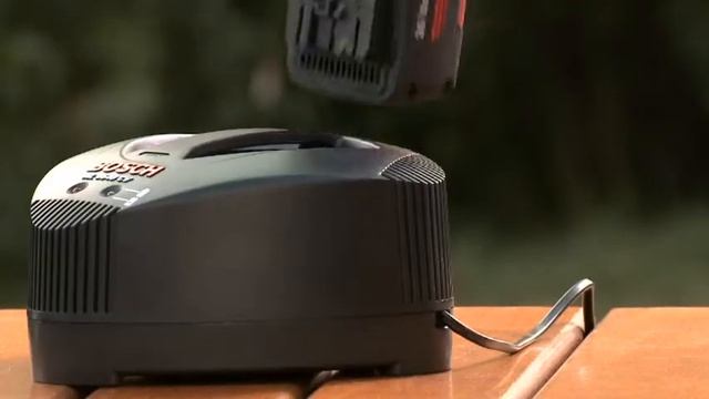 Bosch hageredskaper -- Batteridrevet hekkesaks -- AHS 54-20 LI смотреть онлайн