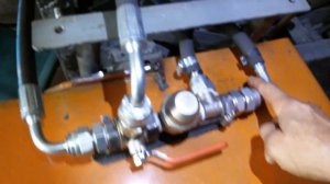 Минитрактор ПЕРЕЛОМКА. Установка гидравлики, вместо распределителя сан. тех. краны.