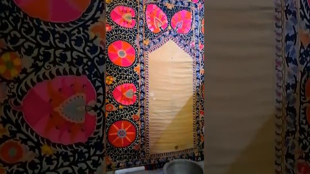 ??БУХАРА?ПОКРЫВАЛО-СЮЗАНЕ "ДЖОЙПУШ" ДЛЯ ПЕРВОЙ БРАЧНОЙ НОЧИ?ЛЕТНЯЯ РЕЗИДЕНЦИЯ? СИТОРАИ МОХИ ХОСА 20 смотреть онлайн