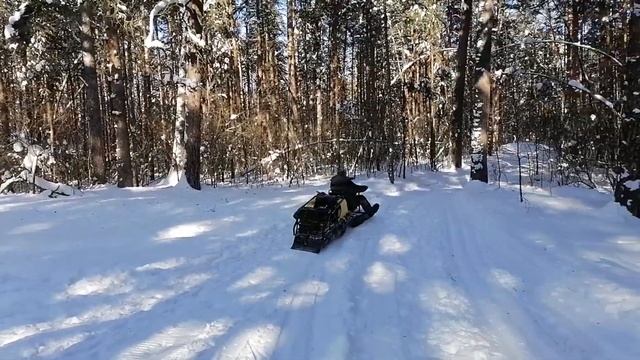 Мотобуксировщик Рыбак - Жесткий тест буксировщика смотреть онлайн