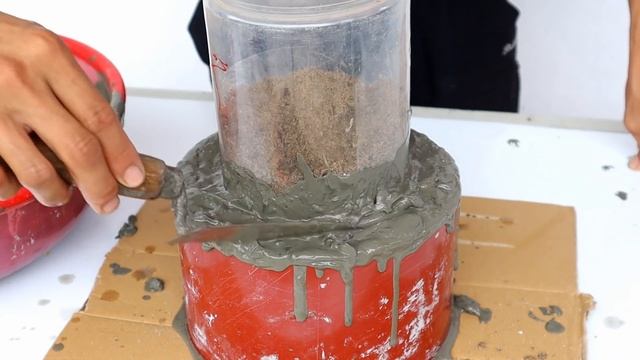 Idea of combining cement and multicolored glass // Unique and easy potting plants at home смотреть онлайн