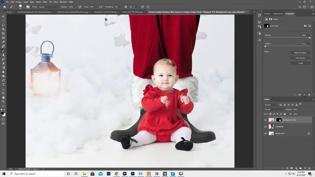 Adding Santa Boots PNG OVERLAY to an image in Photoshop смотреть онлайн