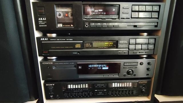 AKAI CD и KENWOOD MD Новые поступления в состав муз комплекса смотреть онлайн