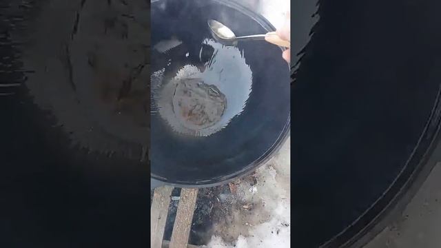 Обжиг казана - 3 этап. Создание антипригарного покрытия маслом. смотреть онлайн