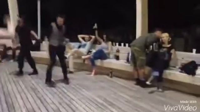 Танцы на ВДНХ смотреть онлайн