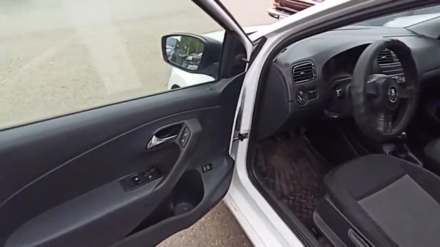 поло белый седан смотреть онлайн