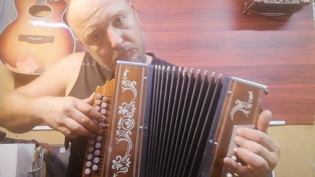 Послушай как звучит очень старая гармонь!!!! на100ящий звук из прошлого!!! смотреть онлайн