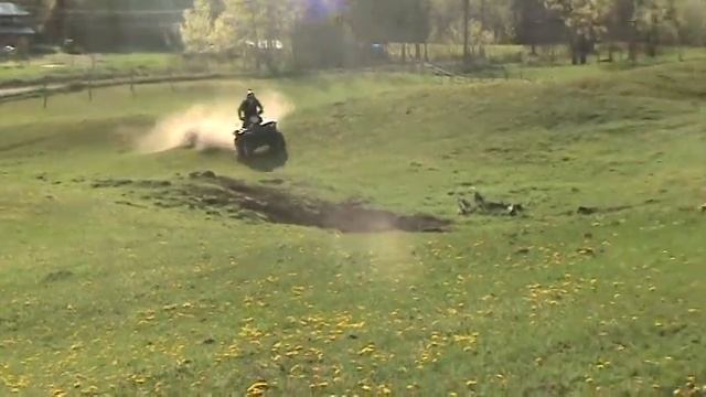 Jumping a Sportsman 800 смотреть онлайн