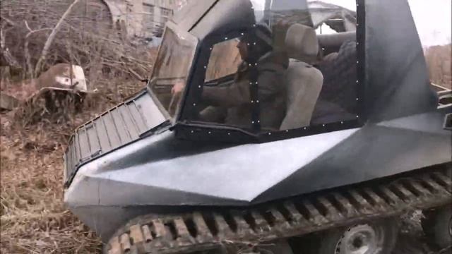 Гусеничный вездеход 