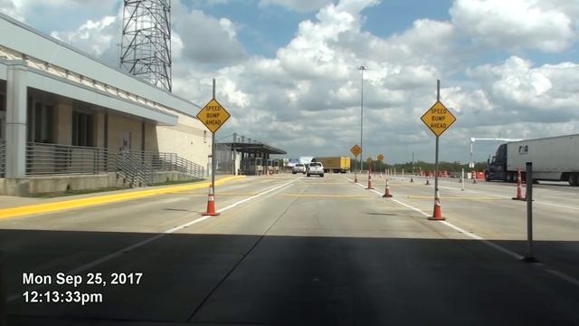 BORDER PATROL CHECKPOINT, I-35, ENCINAL, TEXAS, U.S.A. смотреть онлайн