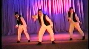 "Чао Бамбино" 1993 год (танец-породия под группу КАР-МЭН)