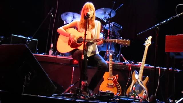 Lucy Rose - "Be Alright" live @ Hoxton Hall, London, 2011-03-08 смотреть онлайн