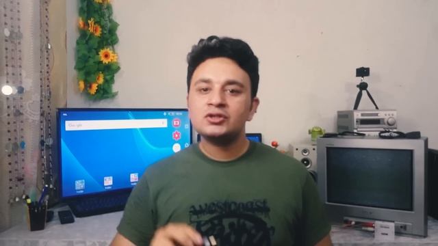 AnyCast VS EzCast Connect Smartphone To TV LED TV HDTV смотреть онлайн