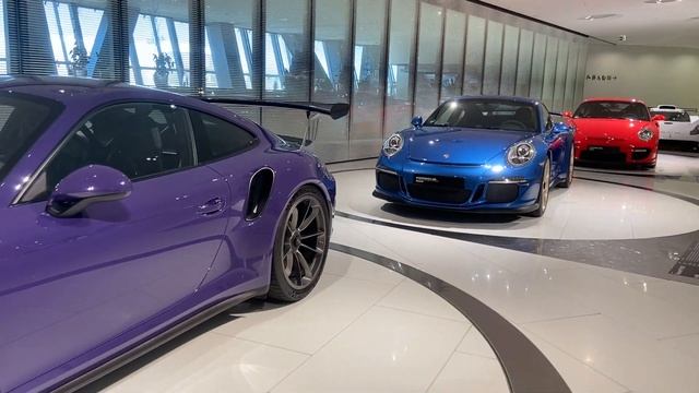 DRIVING MY NEW 911 1000+ MILES TO STUTTGART - PORSCHE MUSEUM ROADTRIP смотреть онлайн