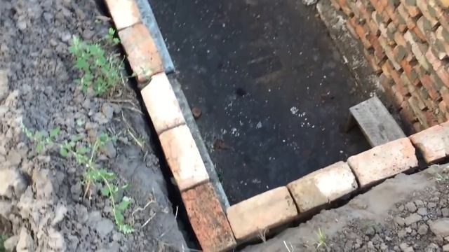 СЕПТИК ИЗ КИРПИЧА СВОИМИ РУКАМИ ЗА 30 мин. Выгребная Яма смотреть онлайн