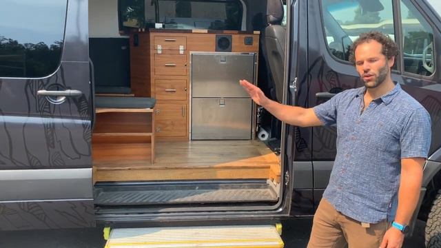 2017 Mercedes Sprinter 4x4 camper van смотреть онлайн