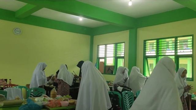 "Praktek Makanan Internasional Kelas XI IPK 3 Semester 2 TP 2022-2023" смотреть онлайн