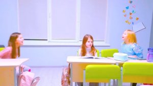 ВИОЛА с НОВЕНЬКОЙ НЕ ПОДЕЛИЛИ ПОДРУЖКУ