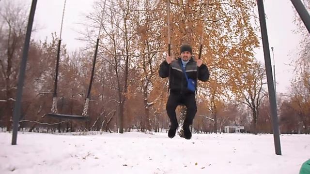 КАЧЕЛИ | КАЧАЮСЬ НА КАЧЕЛЯХ смотреть онлайн