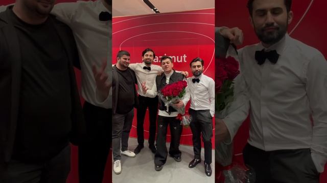 Сакит Самедов с праздником милых дам с 8 марта поздравляю смотреть онлайн