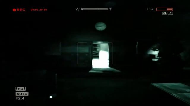 Outlast Gameplay 1! Знакомство с психушкой! смотреть онлайн