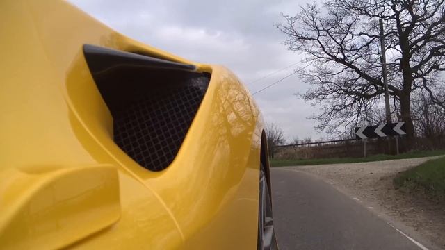 Ferrari F8 Spider Review - Is The Last Ferrari V8 Worthy Of The Title? смотреть онлайн