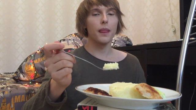 IN♛ | MUKBANG | Что такое ОТНОШЕНИЯ? | Почему все так СЛОЖНО | МУКБАНГ смотреть онлайн