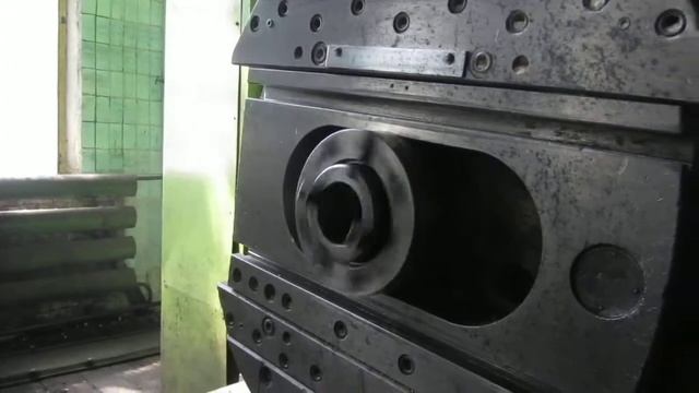 Вращение шпинделя 2А620 станок горизонтально-расточной смотреть онлайн