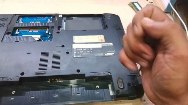 Samsung Rv510 turning on But no display Ati graphic chip problem solve this problem #info смотреть онлайн