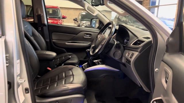 Spa Motors Llandrindod- Mitsubishi L200 - DV68 FHC смотреть онлайн