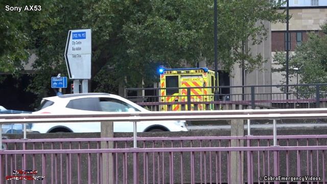 Sony AX53 vs Sony AX700: Side by side comparison with an ambulance responding смотреть онлайн